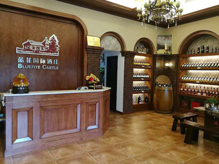 红酒加盟店要注意的装修事项