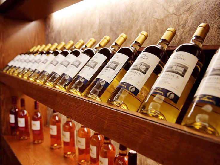 如何寻找优秀的红酒代理货源?