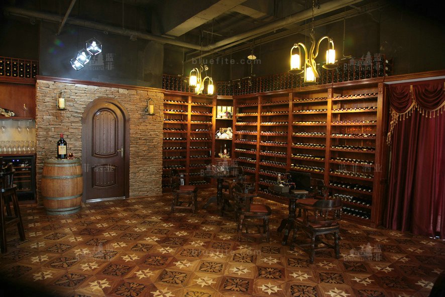 加盟哪家红酒专卖店好?