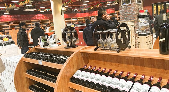 开个红酒专卖店怎么样?