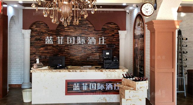 开红酒专卖店怎么选址