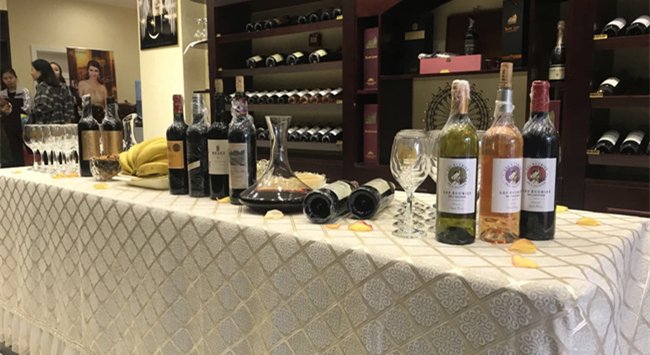 在县城开红酒专卖店要多少钱